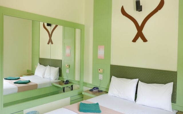 Little Park Hotel