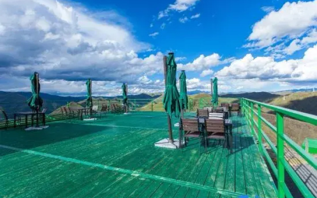 Kangding Xinduqiao Town Zeren Bengzeng Photography Paradise Homestay