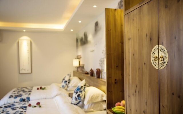 Dream In Jiangnan Hotel