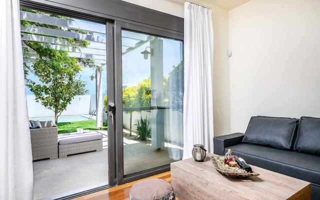 Romantic Homely Villa Aura with Heated Pool