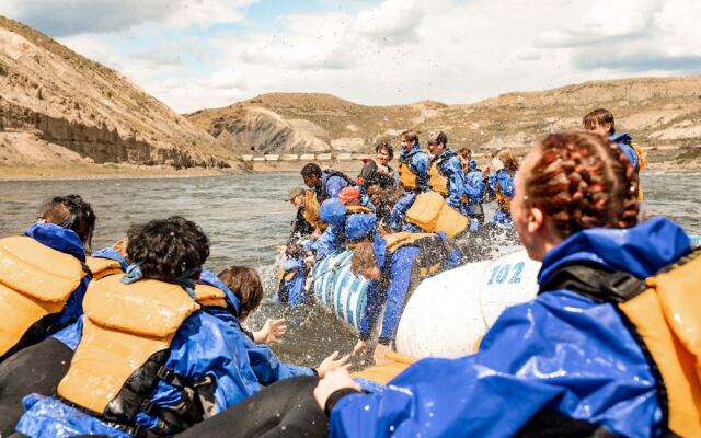 KUMSHEEN Rafting Resort