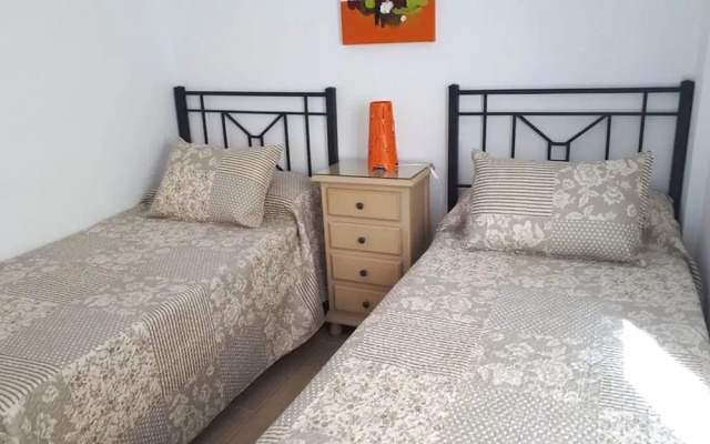 Calle Miguel de Cervantes | 6  Pax | First Line | 3687-AW