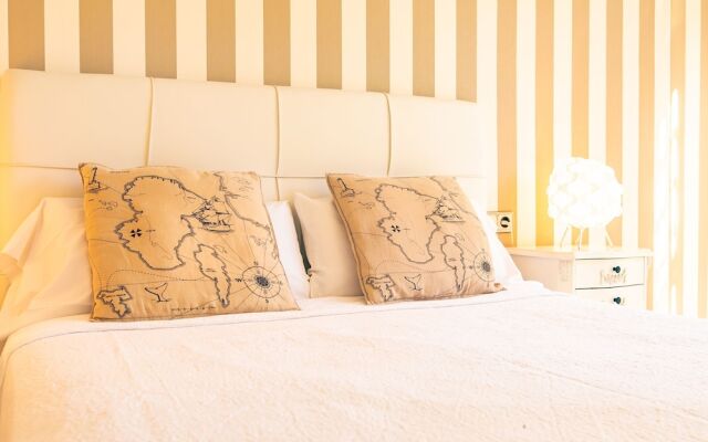 OleHolidays Lorcrimar jardín y barbacoa junto a Puerto Banús