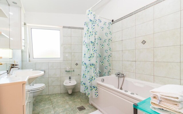 Nice Home in Pomer With Wifi and 3 Bedrooms