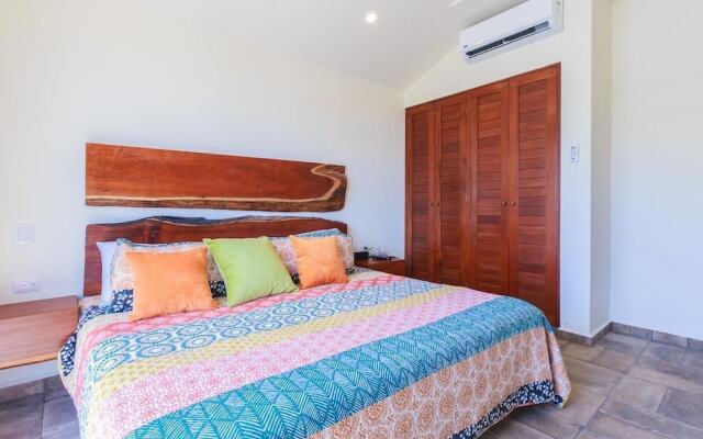 Casa de la Risa by Skyrun