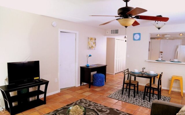 Oasis Guest Apartments - South Beach