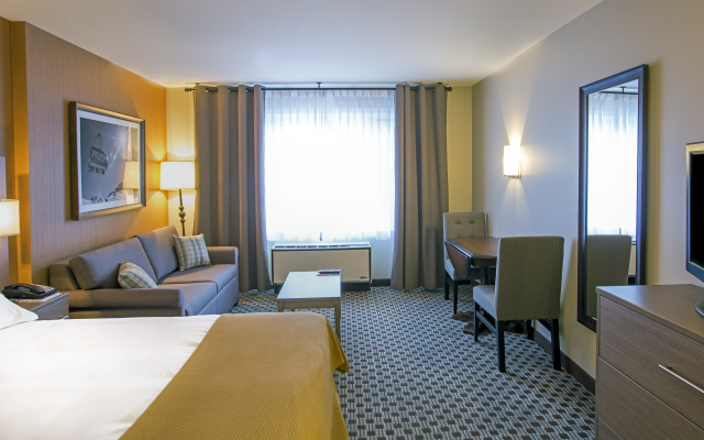 Holiday Inn Express and Suites Tremblant by IHG