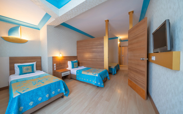 Отель Miarosa Kemer Beach