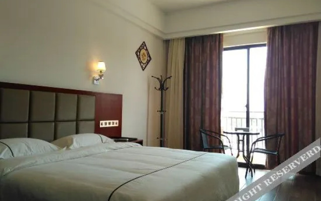 Qjia Ledong Xiangrui Seaview Business Hotel (Longmuwan Branch)