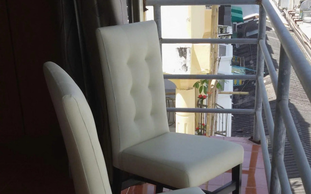 Patong Rose Guest House