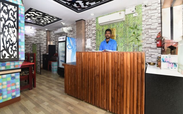 OYO 15244 Ryan Residency