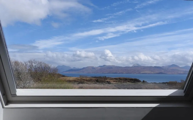 KnoydART Bed and Breakfast