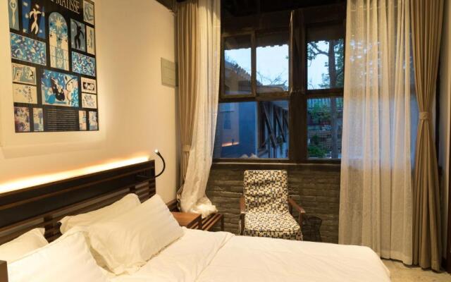 Courtyard Guesthouse