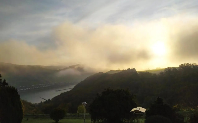 Schau-Rhein#1 - On top of Bacharach, Rhineview