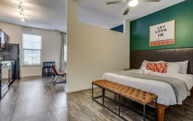 CozySuites at Pflugerville