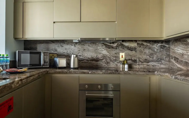 LUX Holiday Home - DAMAC Residenze 2