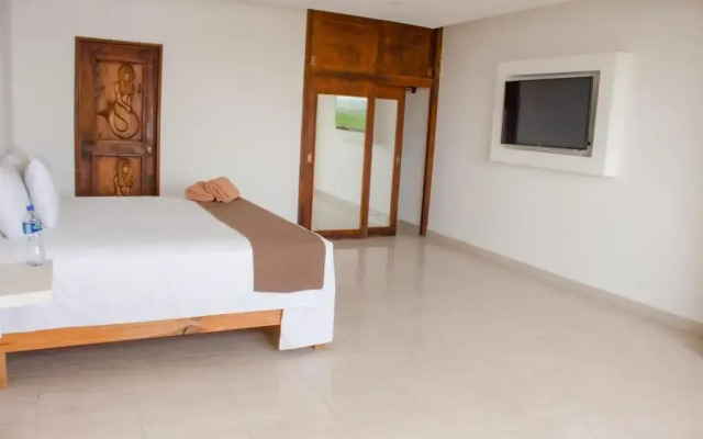 La Mansion Tequesquitengo