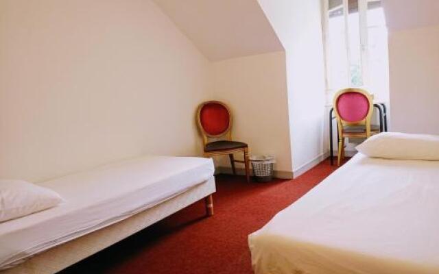 Auberge De La Vallee Dossau