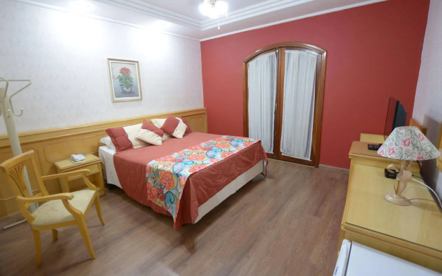 Biazi Paradise Hotel