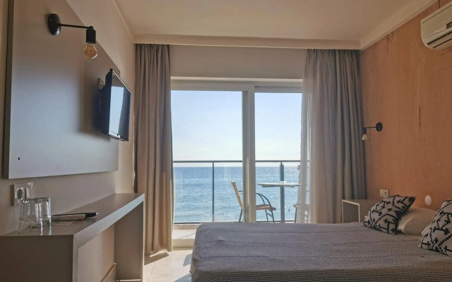 Sun Hotel by En Vie Beach - Adults Only