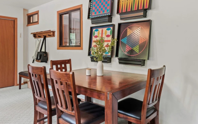 Pocono Lakefront by Avantstay Dock Lake Access