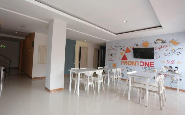 Front One Budget Malang