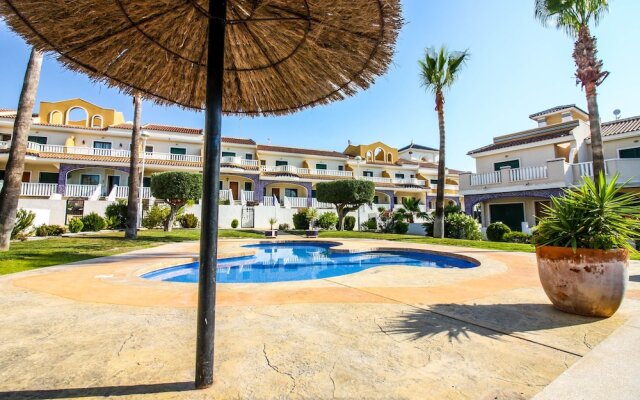 Gorgeous apartment in Albamar