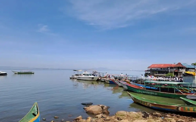 Dunga Lakeside Resort