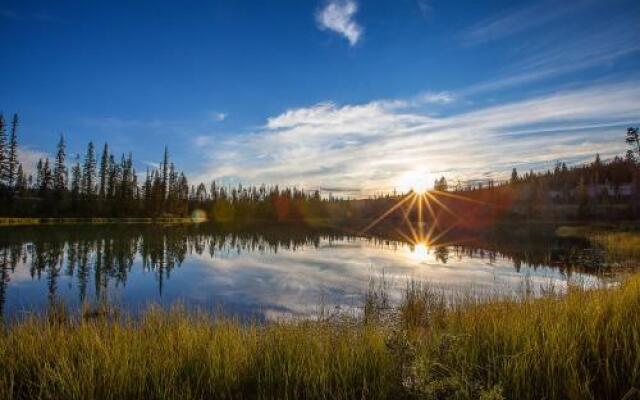 Lac Le Jeune Wilderness Resort