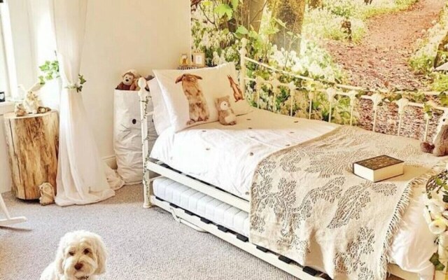 Castle Beach - Spectacular Victorian Villa