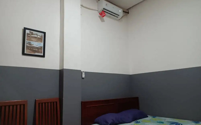 OYO 93117 Penginapan Tiga Dara