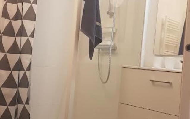 Suite parentale, Entrée individuelle