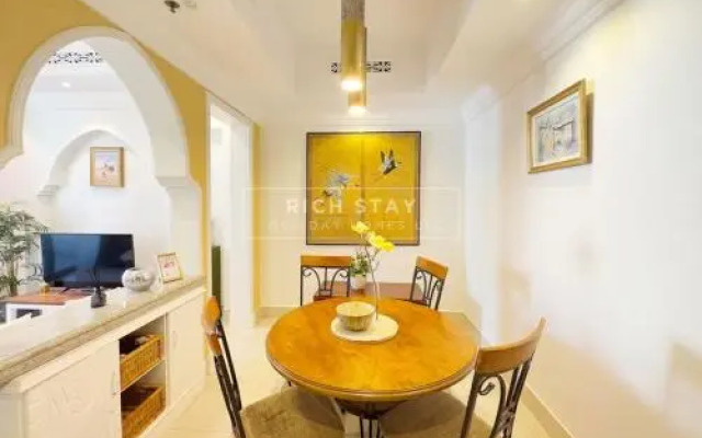 Sensational 1BR apartment in Tajer, Souk Al-Bahar