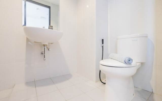 Simple Furnished Studio Casa De Parco Apartment