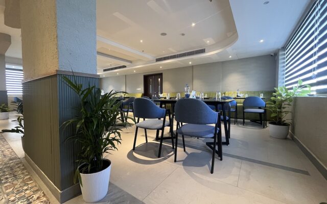 Presidency Airport Hotel