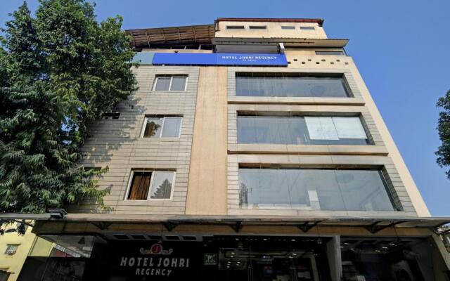 Collection O Hotel Johri Residency