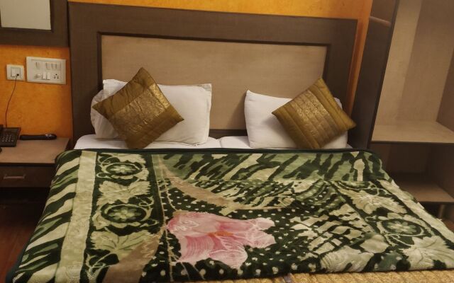 Hotel Dilli by OYO Rooms