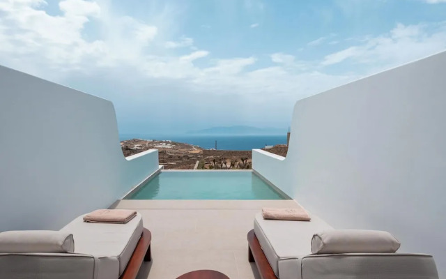 Muse of Mykonos
