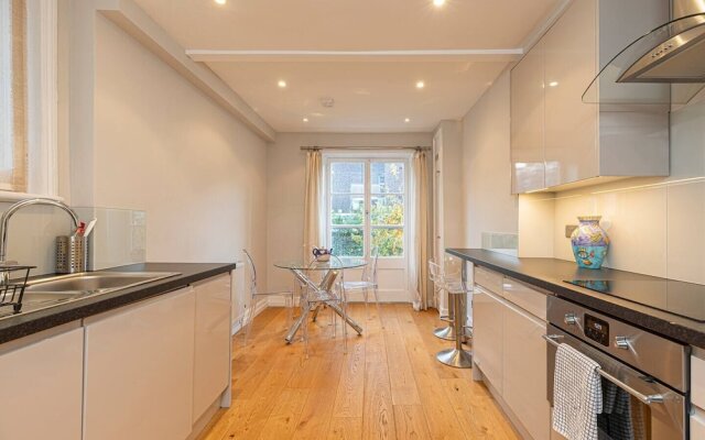 Elegant 1-bed flat at the heart of Kensington