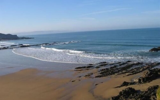 The Cliff Hotel