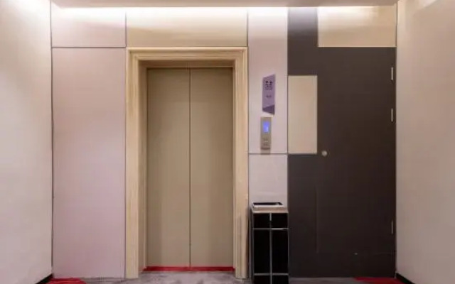 Borrman Hotel (Jiyang Ginza Plaza Store)