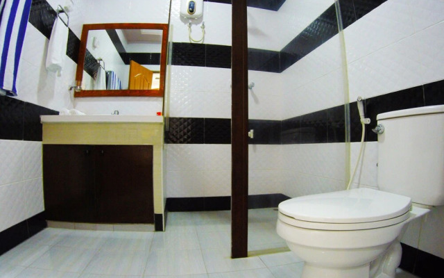 Athens View Guraidhoo Hotel