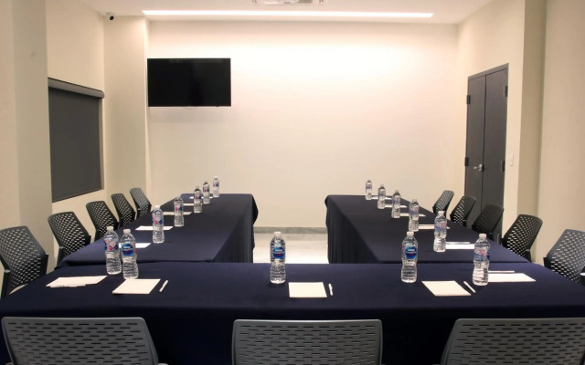 Radisson Hotel Monterrey San Jeronimo