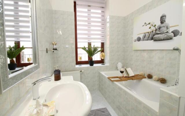 NEW DESIGN & STYLE Apartment Old Town XXL