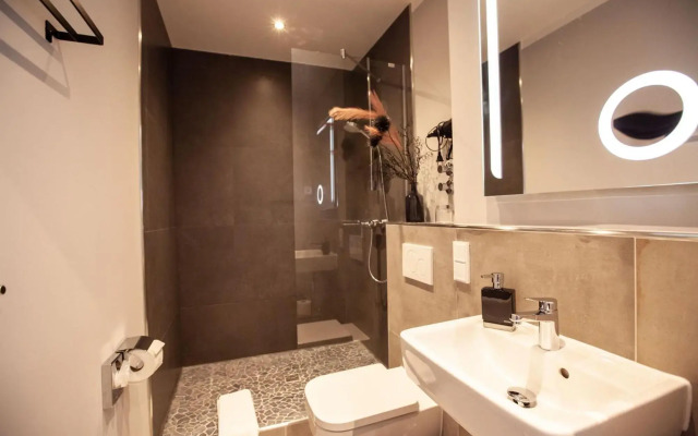 Elens Hotel