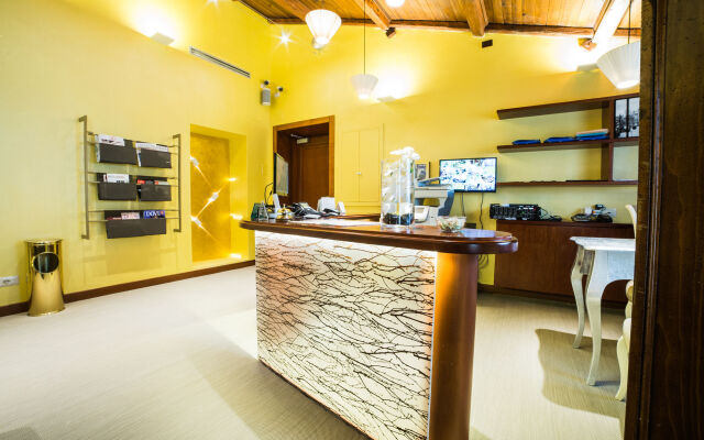 Cola di Rienzo Luxury Penthouse