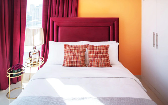 Continental Tower by Luxury Staycation