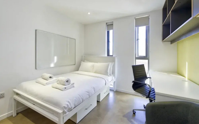Stylish Student Studio Minutes From Central London