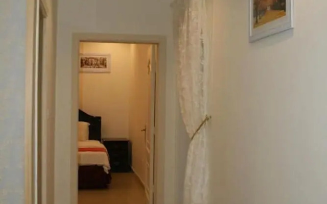 Deyafah Layali Al Reef Furnished Units