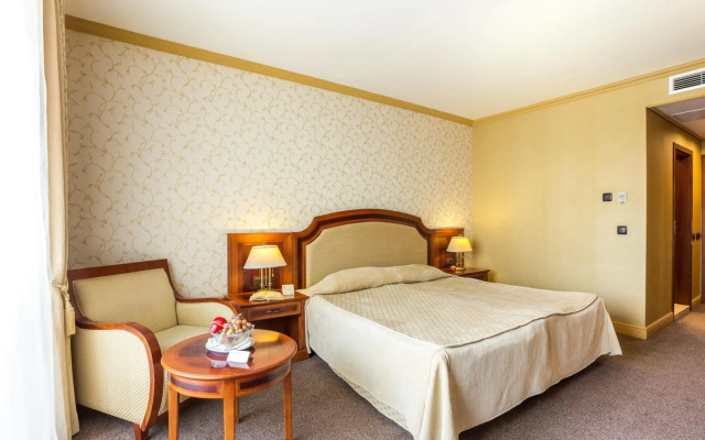 Hotel Romance & Family Suites